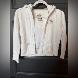 Abercrombie & Fitch Women's Cream Sweatshirt